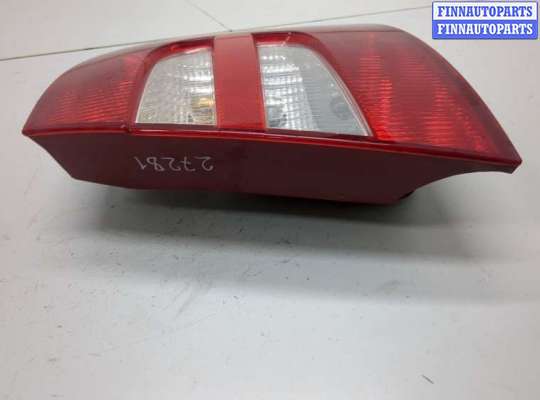 Фонарь задний на Skoda Fabia I (6Y)
