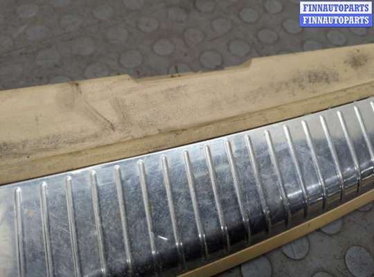 купить Пластик (обшивка) внутреннего пространства багажника на Mercedes ML W164 2005-2011