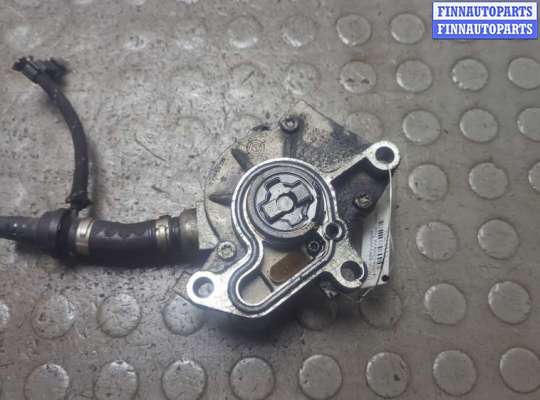 Насос вакуумный SK523759 на Skoda Octavia Tour 1996-2011