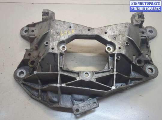 купить Кронштейн КПП на Audi Q5 2008-2017