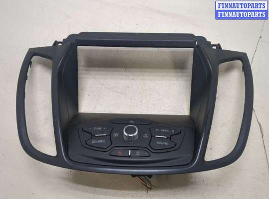Панель управления магнитолой FO1802868 на Ford Escape 2012-2015
