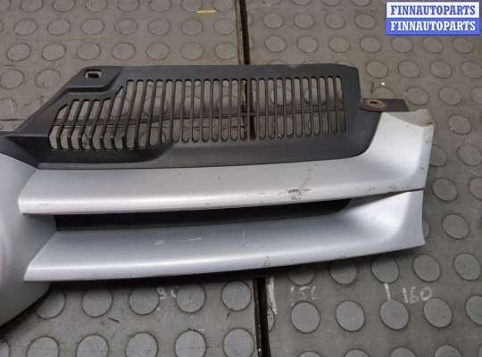 купить Решетка радиатора на Volkswagen Golf 5 2003-2009