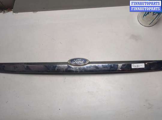 Планка подсветки номера на Ford Focus I