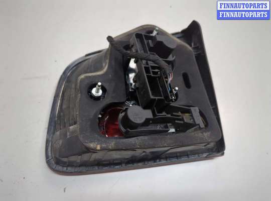 купить Фонарь крышки багажника на Volkswagen Touareg 2006-2010