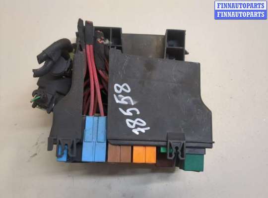 купить Блок предохранителей на Renault Laguna 2 2001-2007