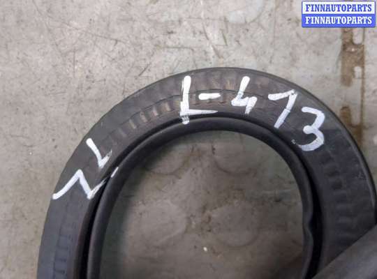 купить Уплотнитель на Volkswagen Atlas 2017-2025