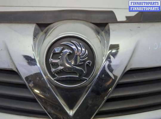 купить Решетка радиатора на Opel Zafira B 2005-2014