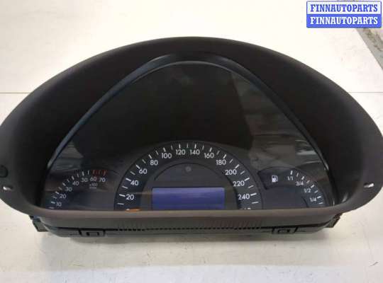 купить Щиток приборов (приборная панель) на Mercedes C W203 2000-2008