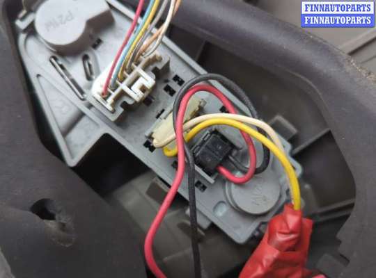 купить Фонарь (задний) на Toyota Yaris 2005-2011