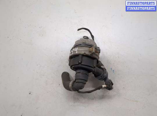 Насос водяной (помпа) MB1689152 на Mercedes C W205 2014-2023
