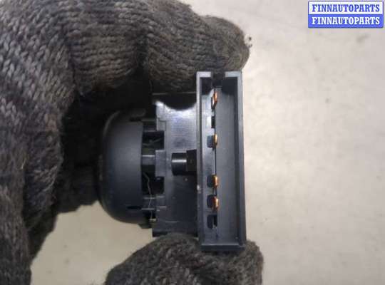 купить Кнопка регулировки сидений на Chevrolet Equinox 2017-2024