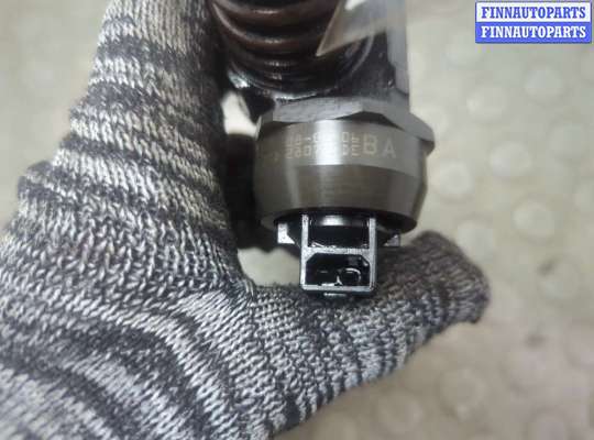 купить Форсунка топливная на Volkswagen Golf 5 2003-2009