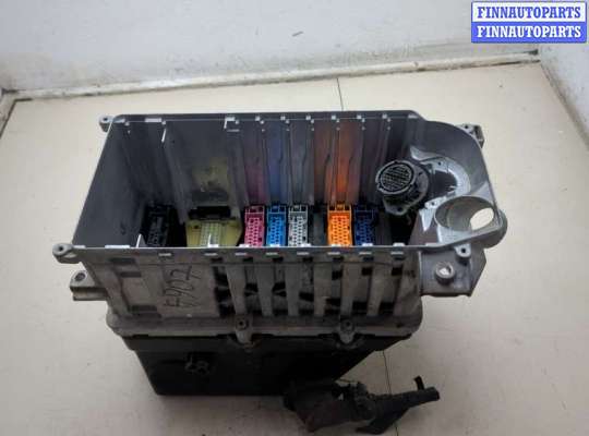 купить Корпус блока предохранителей на Mercedes S W140 1991-1999