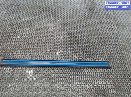 купить Накладка стойки на Land Rover Discovery 3 2004-2009