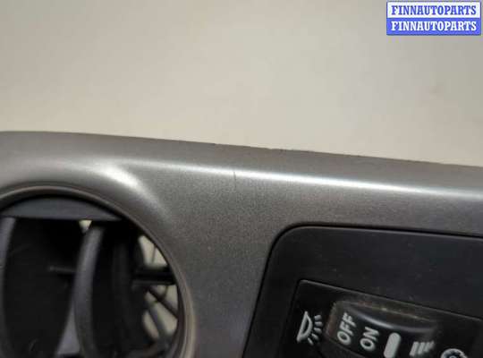 Дефлектор обдува салона на Toyota Matrix I (E13)