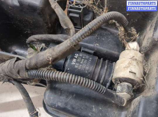 купить Бачок омывателя на Volkswagen Tiguan 2007-2011