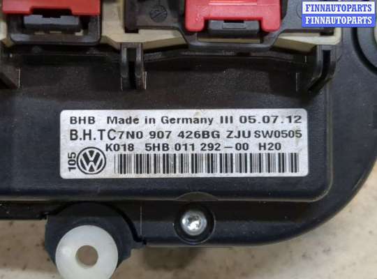 Переключатель отопителя (печки) VG1757030 на Volkswagen Passat 7 2010-2015 Европа