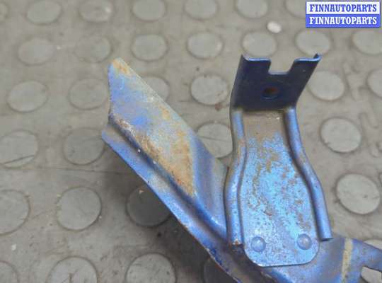 купить Усилитель бампера на Toyota RAV 4 1994-2000