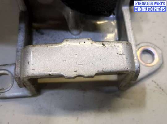 купить Петля двери на Nissan Rogue 2013-2020