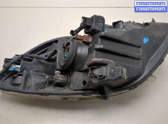 купить Фара (передняя) на Toyota Yaris 2005-2011