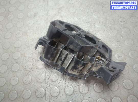 купить Кронштейн бампера на Peugeot 308 2007-2013