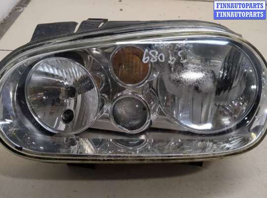 Фара передняя на Volkswagen Golf IV (1J)