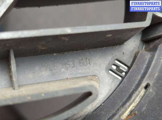 купить Решетка радиатора на Volkswagen Touareg 2002-2007