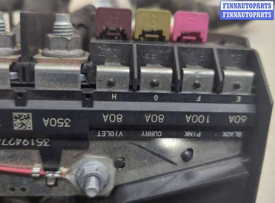 купить Блок предохранителей на Chevrolet Malibu 2018-2025