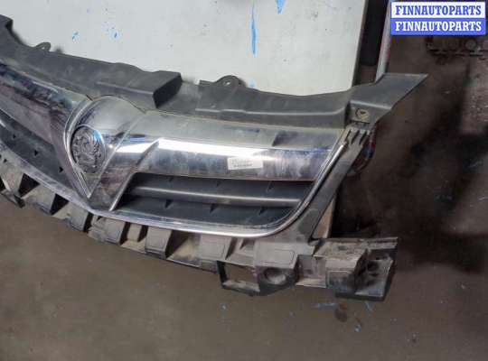Решетка радиатора OP2344829 на Opel Signum