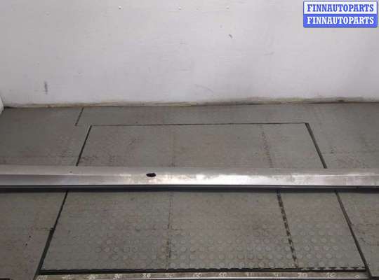 купить Накладка на порог на Mercedes E W211 2002-2009
