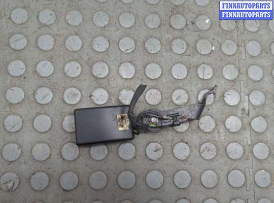 купить Замок ремня безопасности на BMW 5 G30, G31 2017-2023