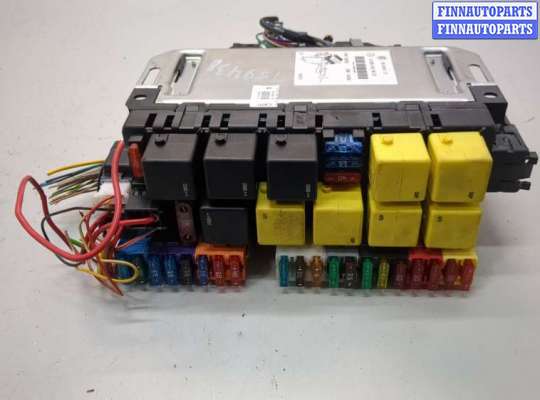 Купить Блок предохранителей на Mercedes S W220 1998-2006 Блок предохранителей MB1682703 на Mercedes S W220 1998-2006