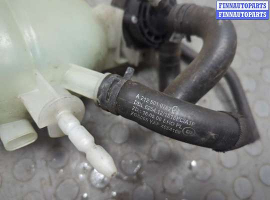 купить Бачок расширительный на Mercedes E W212 2009-2016