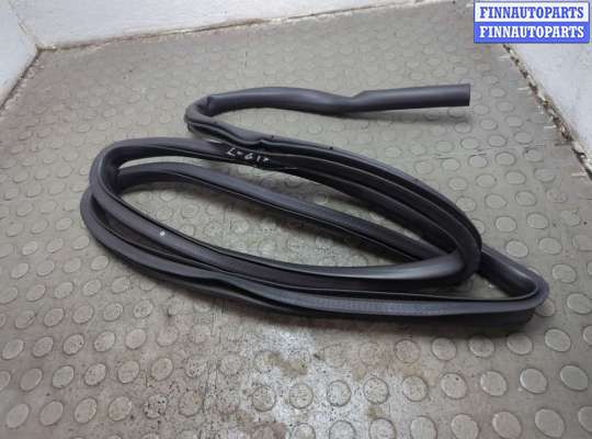 купить Уплотнитель на Ford Escape 2019-2022