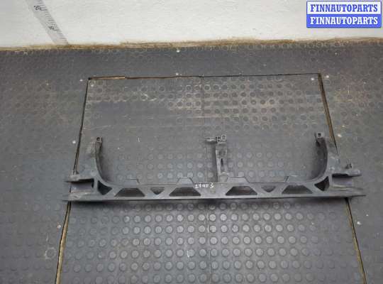 Кронштейн бампера VG2661957 на Volkswagen Passat 5 2000-2005