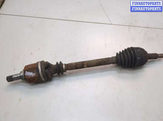 Полуось (приводной вал, шрус) RN1568810 на Renault Scenic 2003-2009