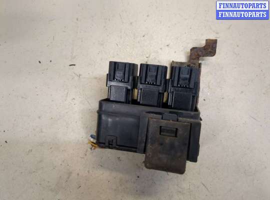 купить Блок реле на Nissan Qashqai 2006-2013
