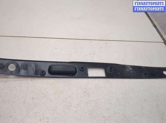 купить Накладка под номер (бленда) на Mercedes E W211 2002-2009