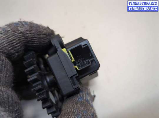 Моторчик заслонки печки