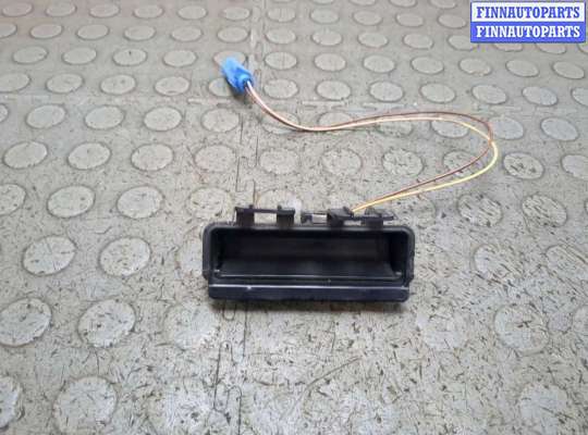 Купить Кнопка открывания багажника с крышки на Smart Fortwo 2007-2015 Кнопка открывания багажника с крышки SM17577 на Smart Fortwo 2007-2015