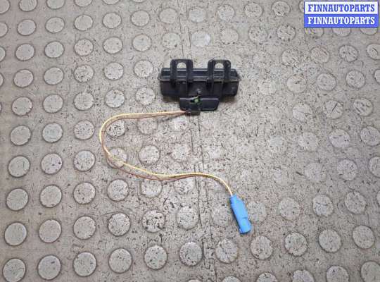 купить Кнопка открывания багажника с крышки на Smart Fortwo 2007-2015
