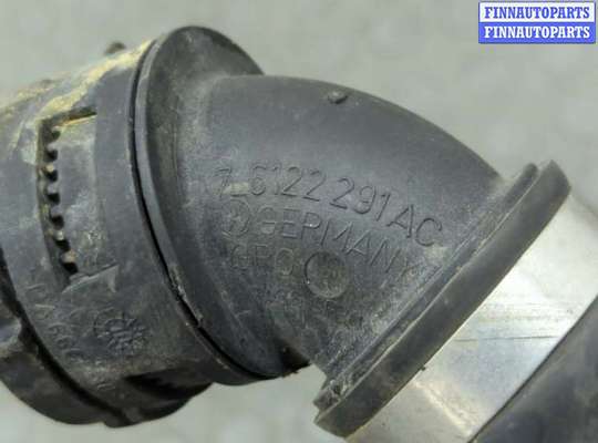 купить Патрубок охлаждения на Volkswagen Touareg 2010-2014