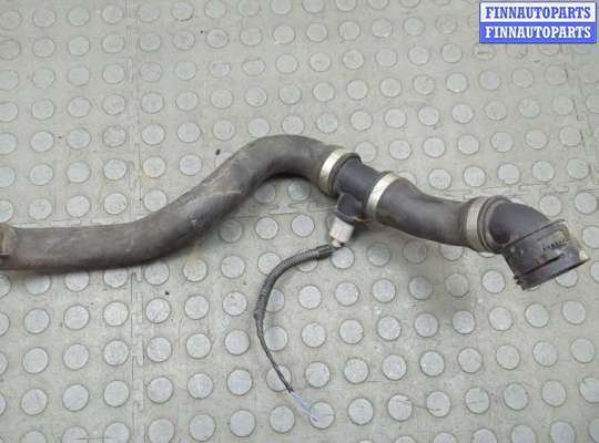 купить Патрубок охлаждения на Volkswagen Touareg 2010-2014