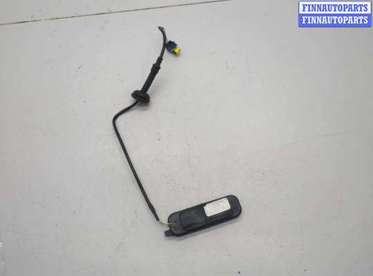 купить Кнопка открывания багажника с крышки на Cadillac Escalade 3 2006-2014