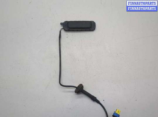 купить Кнопка открывания багажника с крышки на Cadillac Escalade 3 2006-2014