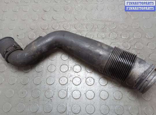 купить Патрубок корпуса воздушного фильтра на Volkswagen Transporter 4 1991-2003