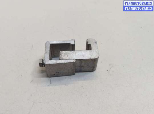 купить Кронштейн (лапа крепления) на Volkswagen Amarok 2010-2025