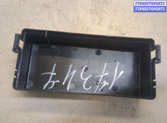 купить Крышка блока предохранителей на Nissan Pathfinder 1995-2005