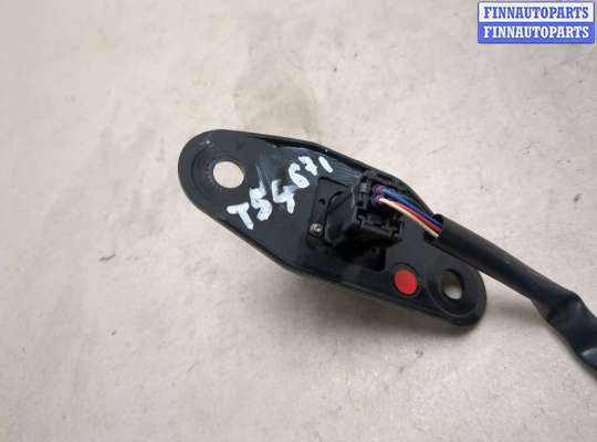 купить Камера заднего вида на Toyota Avensis 3 2008-2018