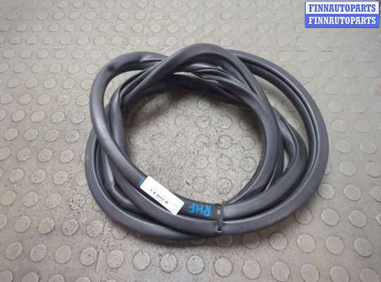 купить Уплотнитель на Toyota RAV 4 2018-2025